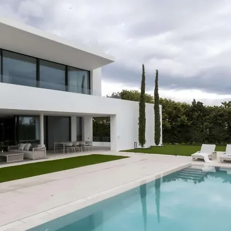 Villa Villa Luna Marbella Near Puerto Banus Marbella