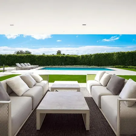 Villa Luna Marbella Near Puerto Banus Villa *